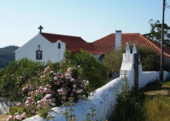 Mit Pool- In Der Naehe Von Montemor-o-velho By Interhome